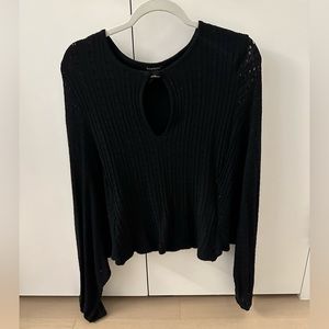 Black long sleeve tee